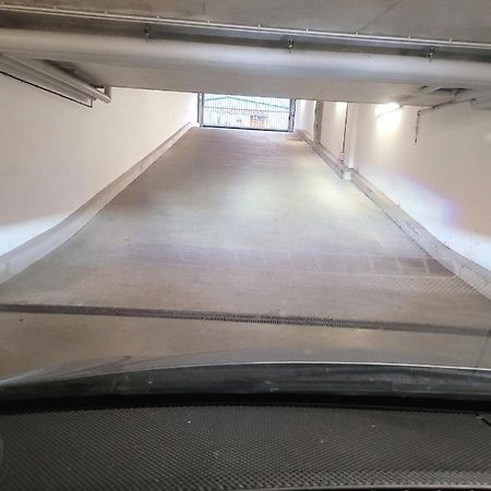 III Appart 2 Pieces, Neuf 200 M De Gare Parking Netflix Evry Courcouronnes Ngoại thất bức ảnh